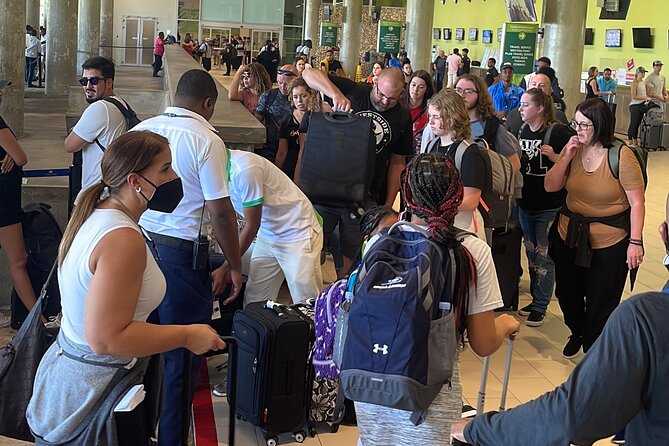 Airport Transfers to Punta Cana / Bavaro and Uvero Alto Hotels - Drop-Off at Your Resort: What Happens Right After You Arrive