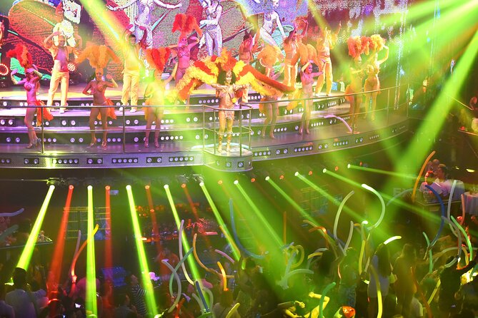 Coco Bongo Premium Open Bar - Snacks and bar access: small perks with big practical impact