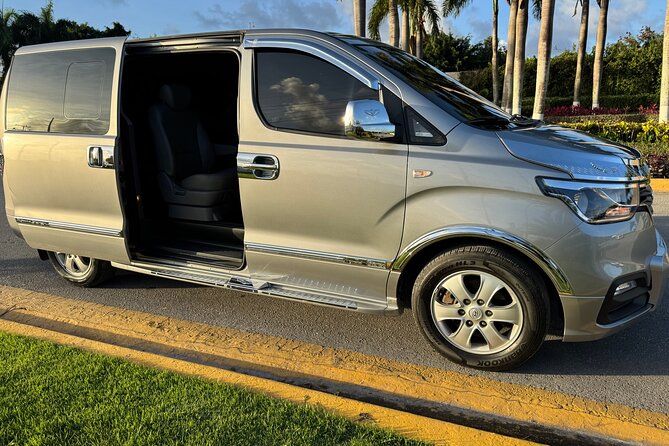 Confortable and privaste transportación from puj Airpot - Price and value: how $20 per person makes sense