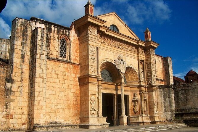 Day Trip to Santo Domingo from Punta Cana - From Punta Cana to Santo Domingo: the long ride that sets expectations