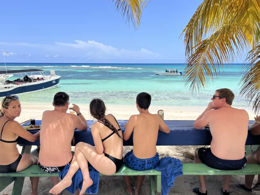 From La Romana: Saona Island for Aida Cruises Passengers - Price and timing for Aida passengers: know the handoffs