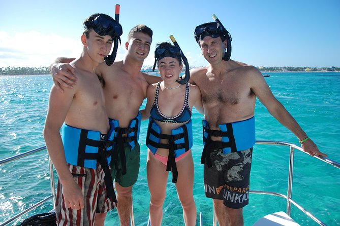 Great Snorkeling Cruise with Sharks & Stingray Encounter and Natural Pool - Bávaro Beach natural pool: shallow, refreshing, and easy on tired legs
