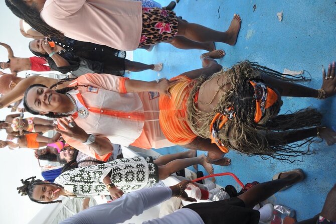 Hip Hop Adult Only Party Boat with Unlimited drinks & Sandba stop - Playa Los Corales Meet-Up: The Brief Start You Don’t Skip