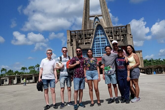 Jhoraji Cultural Authentic Experience - Anamuya River lunch and waterfall time