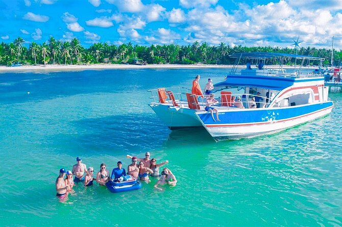 Party Boat /View Dolphins / Snorkling /Free Drinks and Transportation - Key points to know before you go