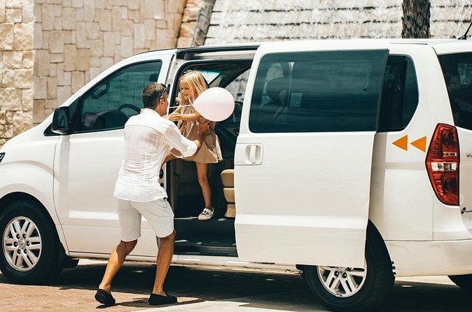 Private Airport Punta Cana to La Romana Bayahibe or Casa de Campo Resort Area - Price and value: what $170 per group really buys