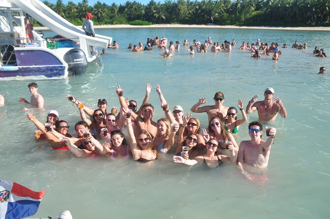 Private Catamaran Cruise with Slide & unlimited drinks - Slide time and boat comfort: where fun turns into sore legs