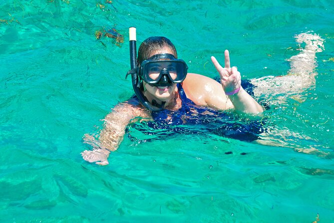 Private Catamaran wonderful Snorqueling slide & entartaiment team - Price and value: $800 per group can be a steal or a splurge