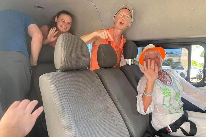 Private Punta Cana Airport Transfer to/from Hotels in Punta Cana - Communication That Keeps You From Wandering Around