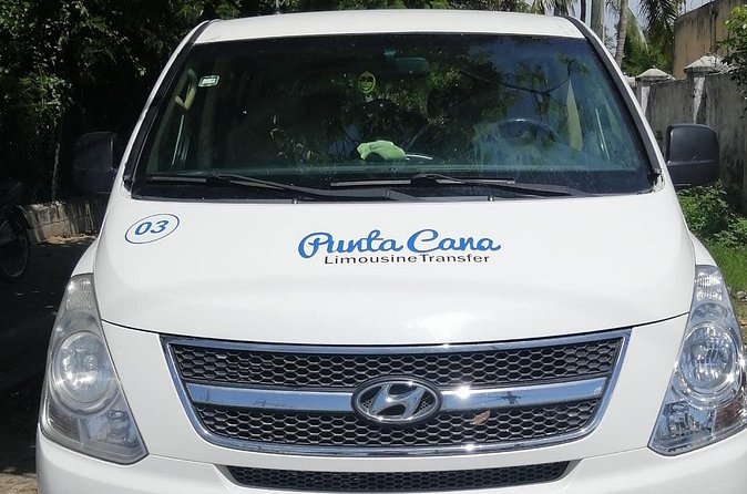 Private Round Trip Airport Transfer Bavaro Hotels - Getting to Bavaro hotels without the taxi headache