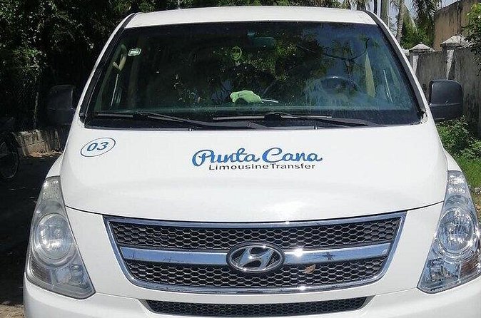 Private Round Trip Airport Transfer Bavaro Hotels - Comfort details that matter more than you’d think