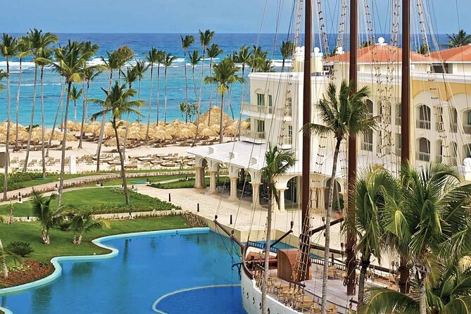 Private Transfer Punta Cana Airport to/from Iberostar Grand Bavaro - What Happens Before You Go: The SMS From Julio