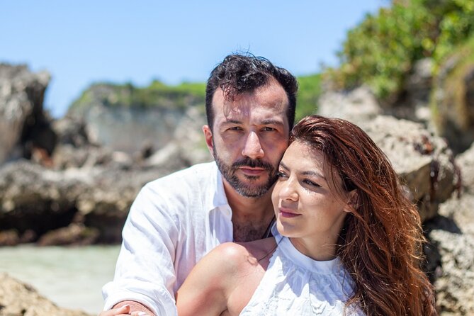 Professional Photographer in Punta Cana for Private Events - Price and Value: $290 for Up to 5 People