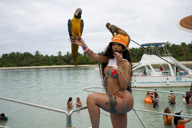 Punta Cana Booze Cruise, Snorkeling, Sand-Bar with Entertainment - Key things I’d zero in on