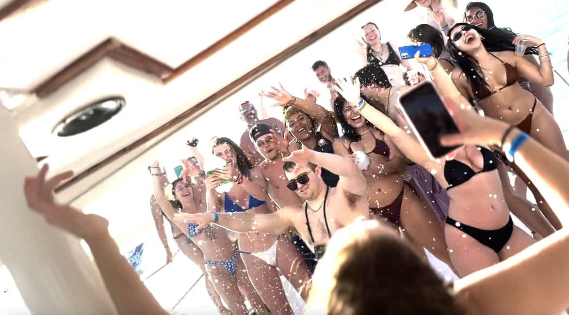 Punta Cana: Booze Cruise with Snorkel and Natural Pool Stop - Value and price: what $59 buys you for Punta Cana