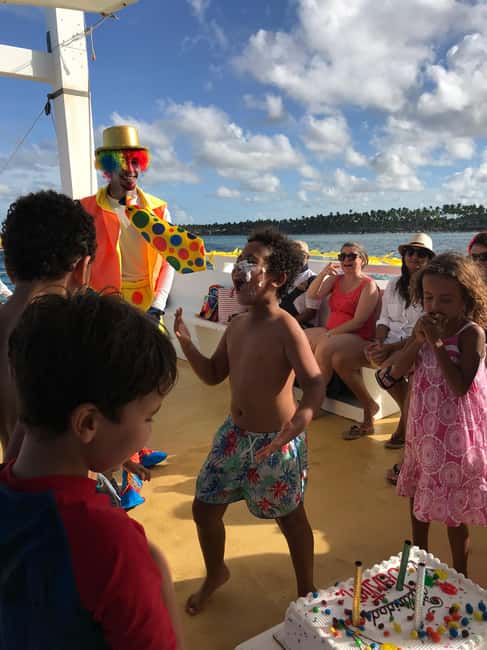 Punta Cana: Catamaran Family Tour - Snorkeling in calm, shallow waters: quick, family-friendly, and gear-provided