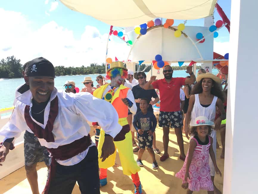 Punta Cana: Catamaran Family Tour - Wildlife sightings and crew energy: when the boat ride turns memorable