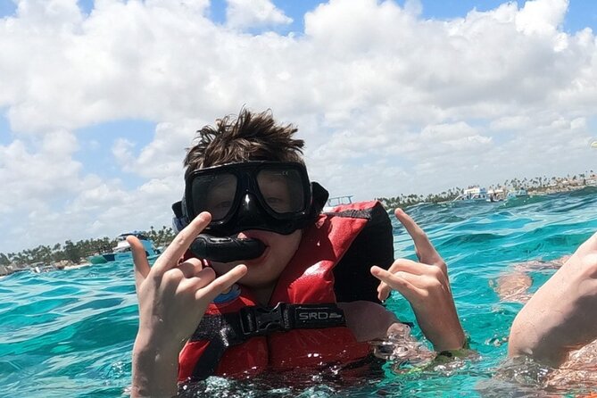 Punta Cana: Catamaran Tour, Reef Snorkeling and Unlimited Drinks! - Food and Snacks: More Useful Than You’d Think