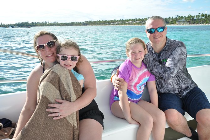 Punta Cana Combo Tour: Snorkeling, Catamaran Cruise & Parasailing - Parasailing over Cortesito Beach: the views are the point, the rotation is the trick