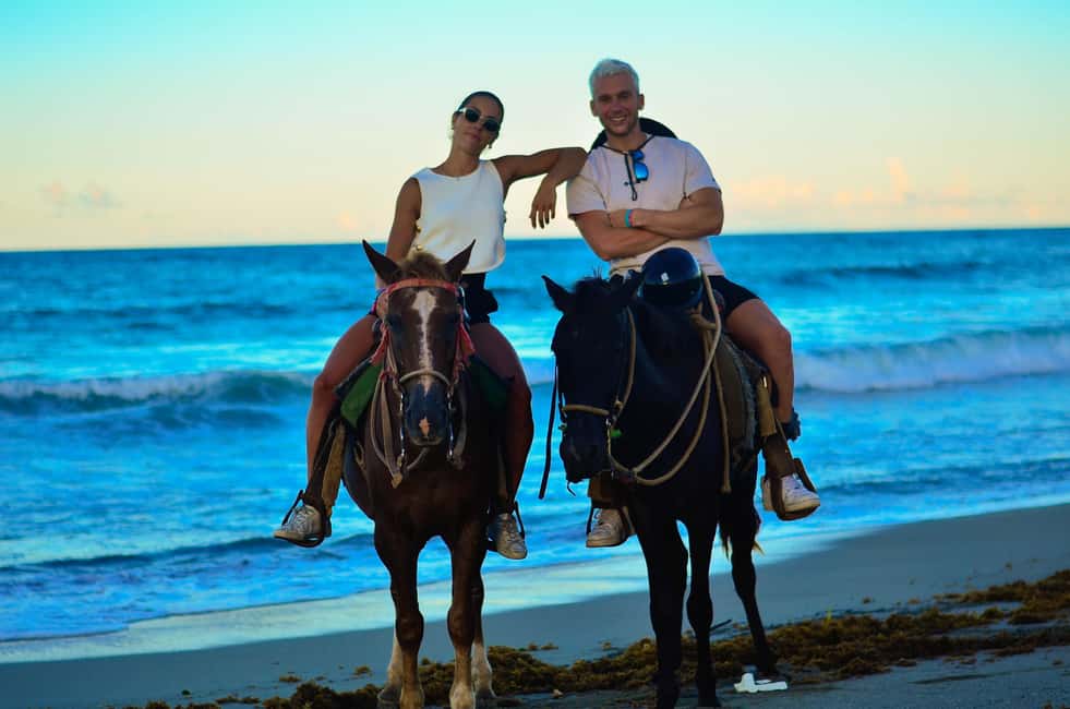 Punta Cana: Horseback Riding Tour with Sunset at Macao Beach - The Sunset Stop: Best Light, Best Photos, Best Timing