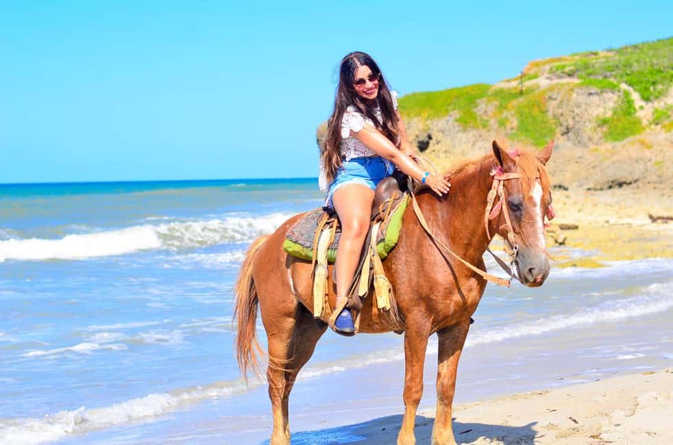 Punta Cana: Macao Beach & Forest Horseback Riding Tour - Río Anamuya: The Guided Nature Stop That Breaks Up the Day