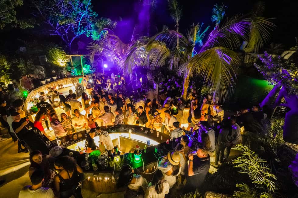 Punta Cana: Maroca Club Open Bar (Entry, Drinks & Transfers) - Transfers in Punta Cana: how to avoid the usual late-night chaos