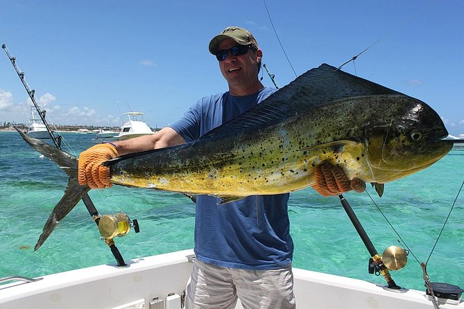 Punta Cana Private Fishing Charter on 39 Foot Boat with Bevarages - Targeting mahi-mahi and chasing bigger game