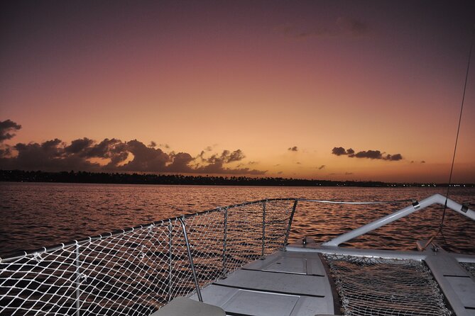 Punta Cana Sunset Catamaran Cruise with BBQ, Champagne & Music - The champagne and music part: a laid-back open bar