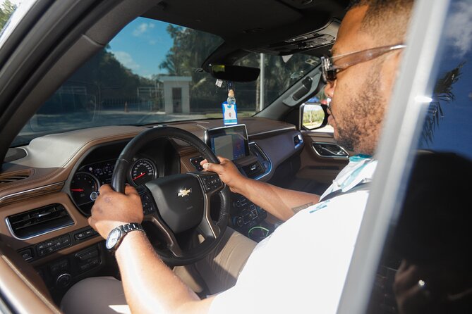 Round trip transfer from Punta Cana Airport to Bávaro - From PUJ to Bávaro: the transfer style that keeps you in control