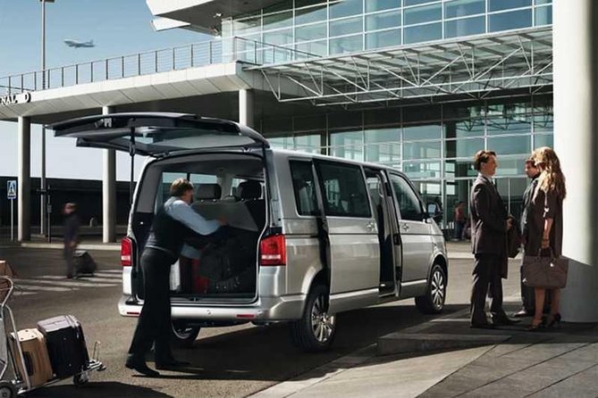 Roundtrip Private Transfers from Punta Cana Airport (PUJ) - Pickup at Punta Cana (PUJ): where you go and what you look for