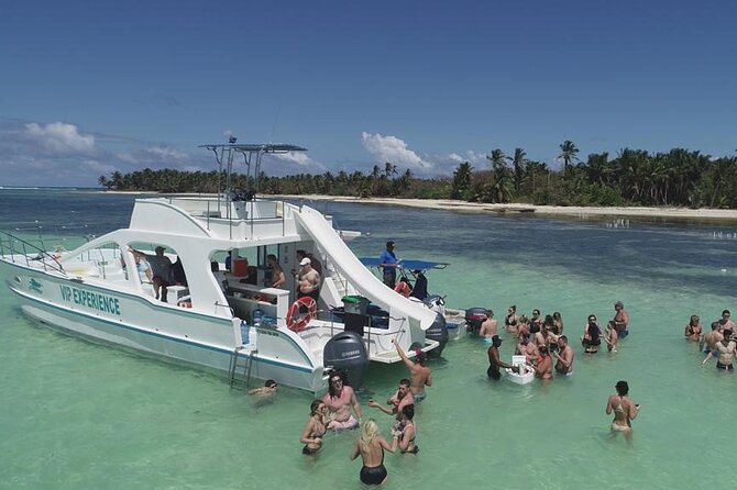 Sabina del Mar Party Boat VIP - The Natural Ocean Pool and Floating-Bar Time