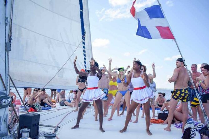 Saona Island Catamaran Adventure with Free Food and Transportation - Saona Island by Speedboat and Catamaran: What Your Day Really Looks Like