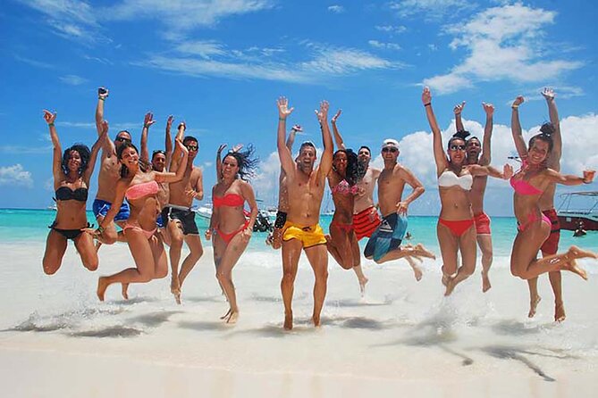 Saona Island Full Day Excursion from Punta Cana - Extras, Massage Vendors, and Photo Pressure on the Beach