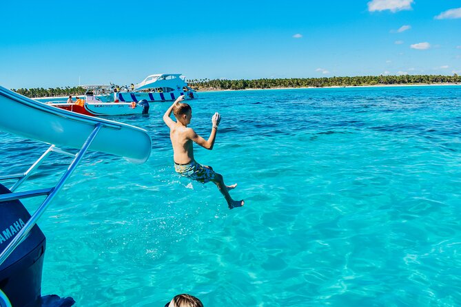 Small Group Snorkeling Cruise with Open Bar and Light Snacks - Key things to know before you go