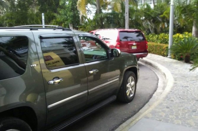 Transfers From Punta Cana Airport (PUJ)<=> To All Place at Uvero Alto Punta Cana - Price and value: when $100 per group makes sense